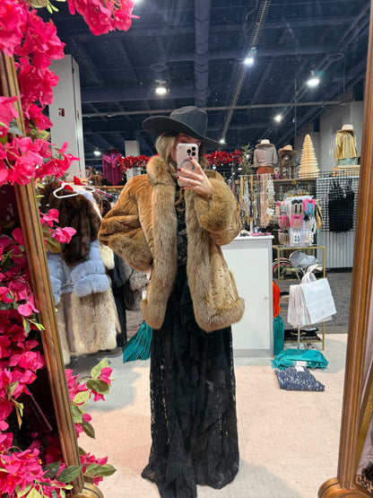 #129 Vintage Sheared Beaver Fur Jacket w/ Fox Collar Size M/L