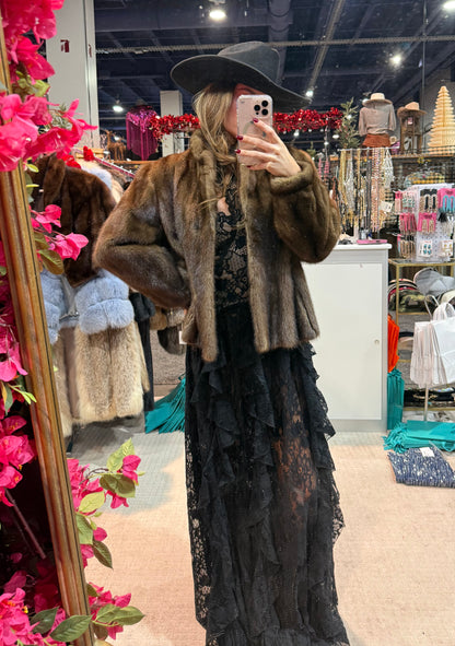 #185 Vintage Mahogany Mink Jacket Size