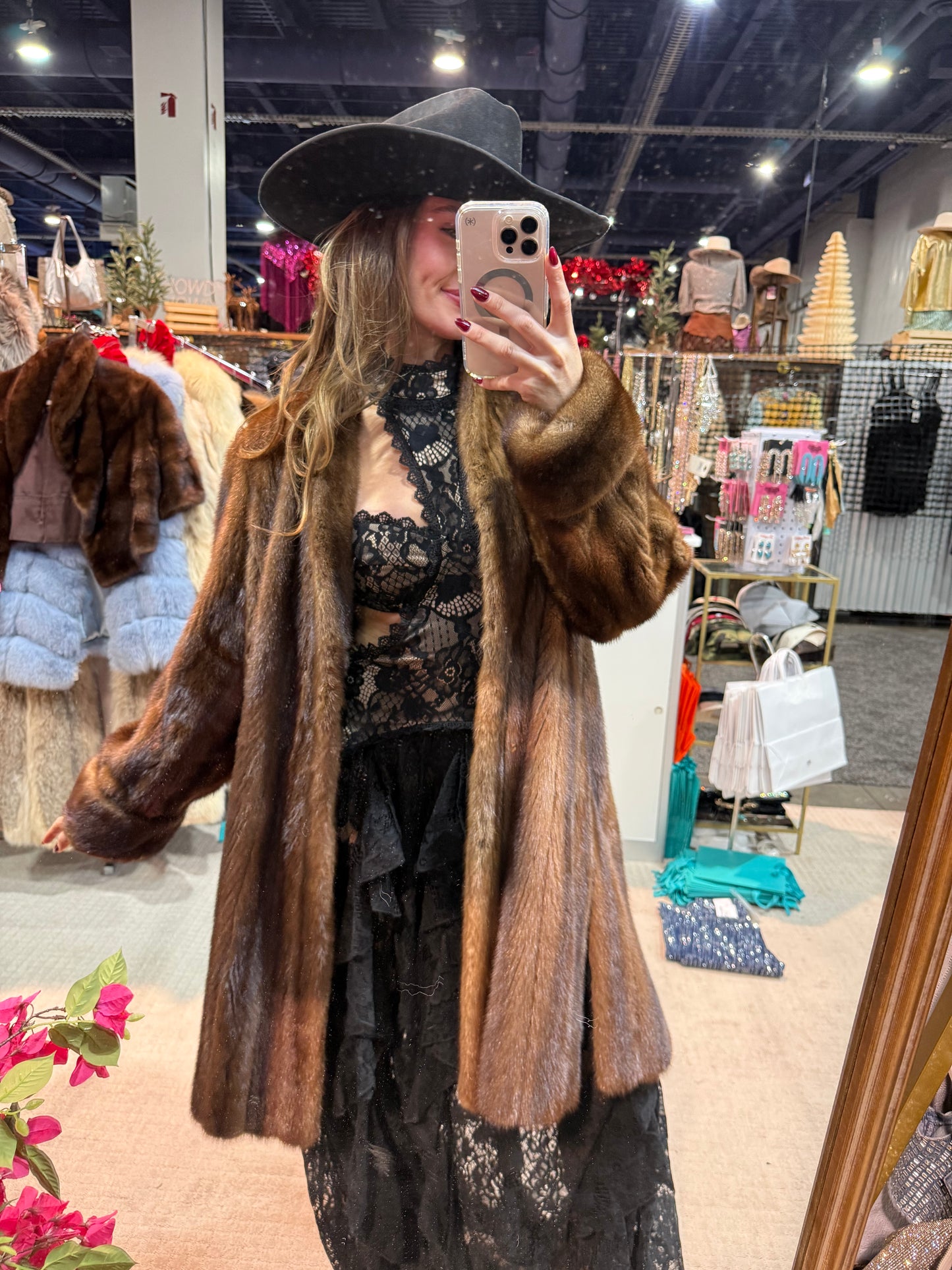 #S13 Vintage Brown Mink 7/8 Coat - Size Medium/Large