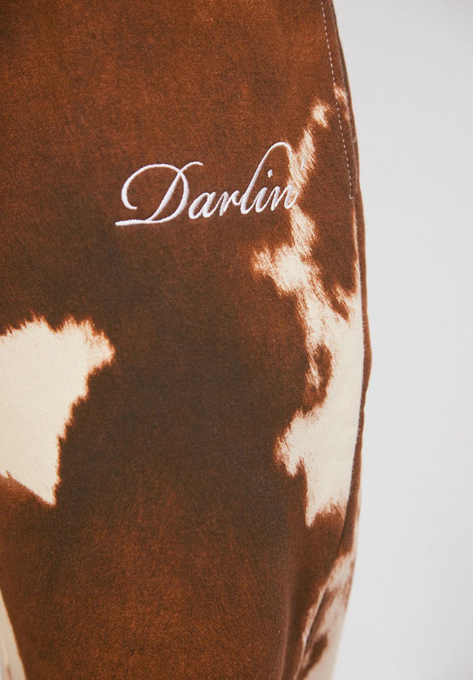 Signature Straight Leg Sweatpant in Cowhide