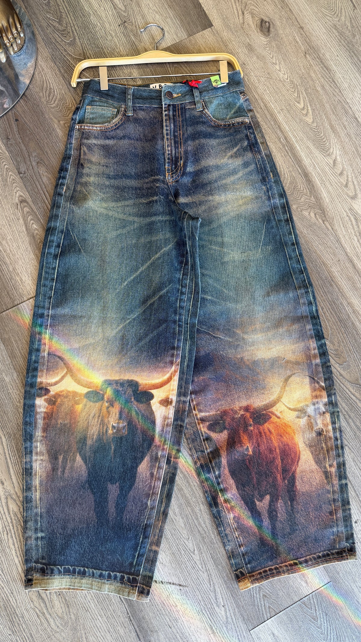 Long Horn Print Barrel Jean