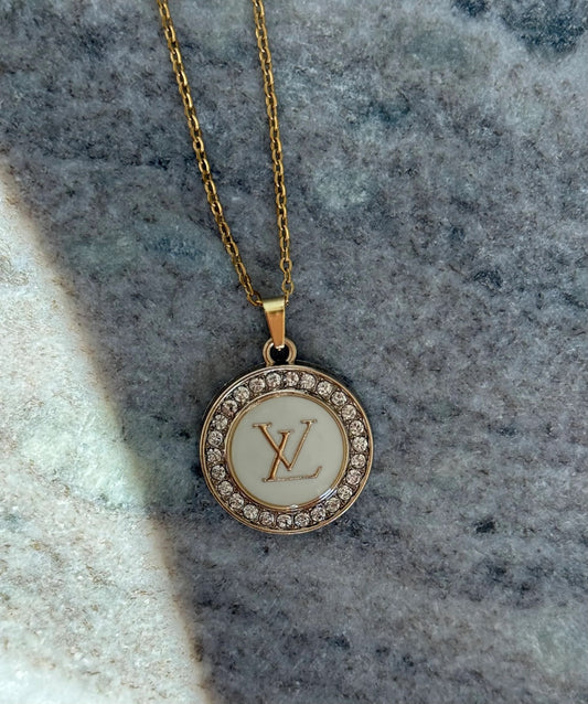 NEW!! Authentic Vintage Jules Pendant in White