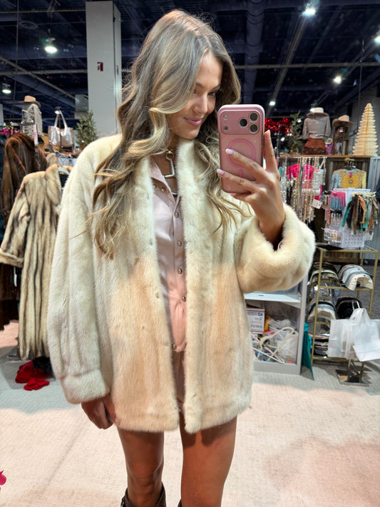 #S31 Vintage Pastel Mink Jacket Size Medium/Large