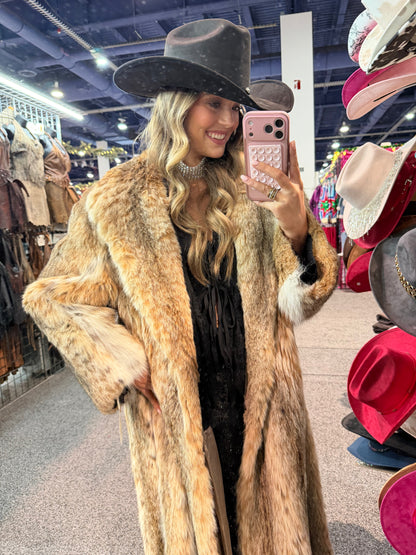 #163 Vintage Canadian Lynx Coat Size Large/Xlarge