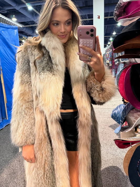 #161 Vintage Lynx Coat Size Small