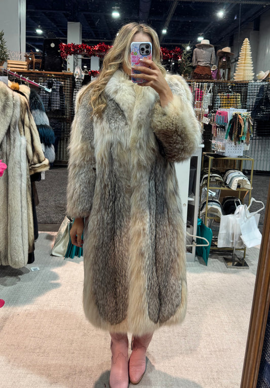 #161 Vintage Lynx Coat Size Small