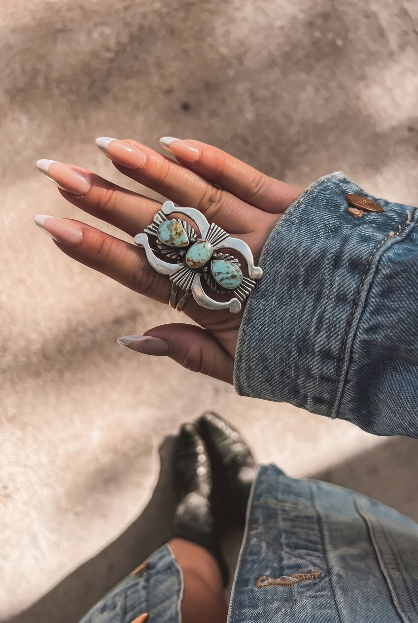 Indio Kingman Turquoise Ring