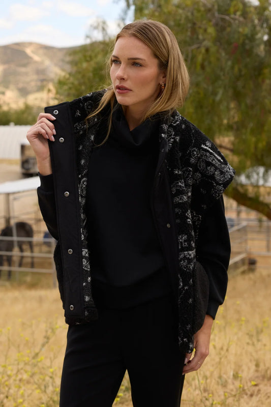 Printed Sherpa Vest in Black Bandana