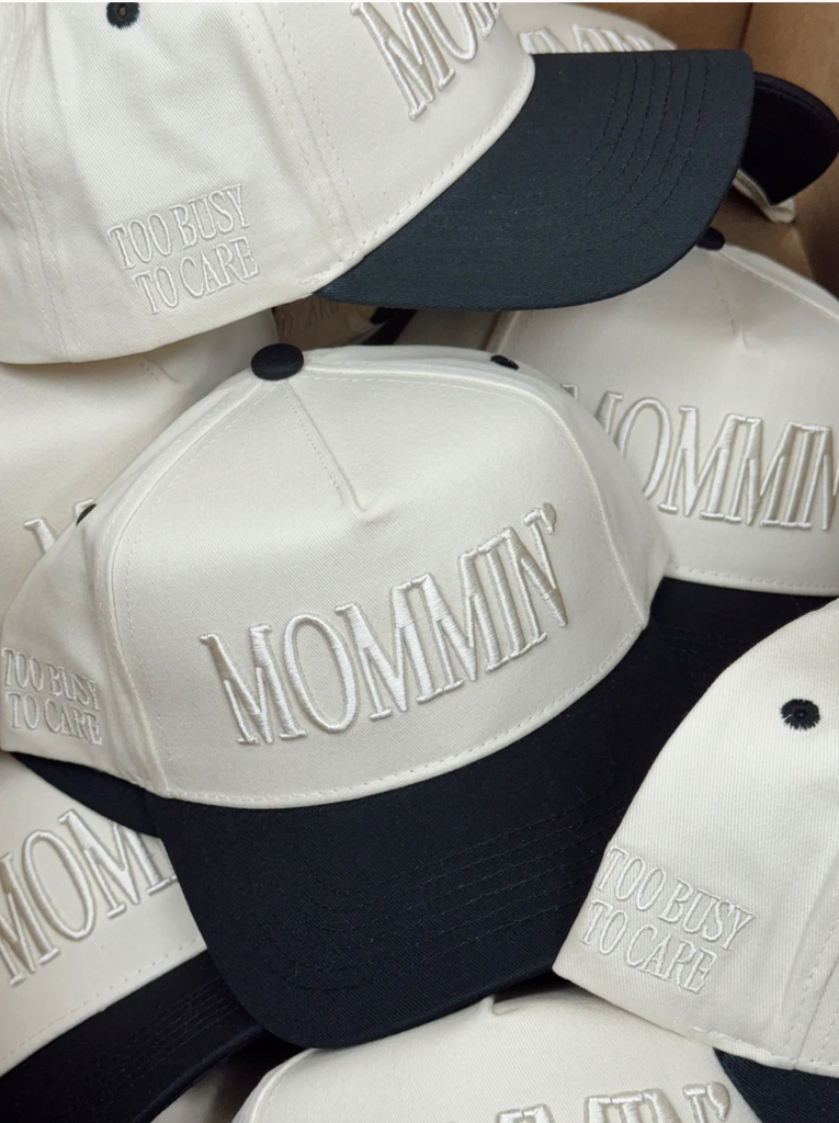 NEW!! Mommin' Vintage Trucker Hat