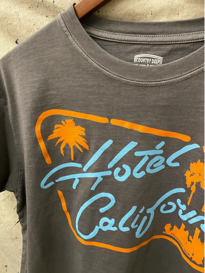 NEW!! "Hotel California" Oversized Cropped Tee