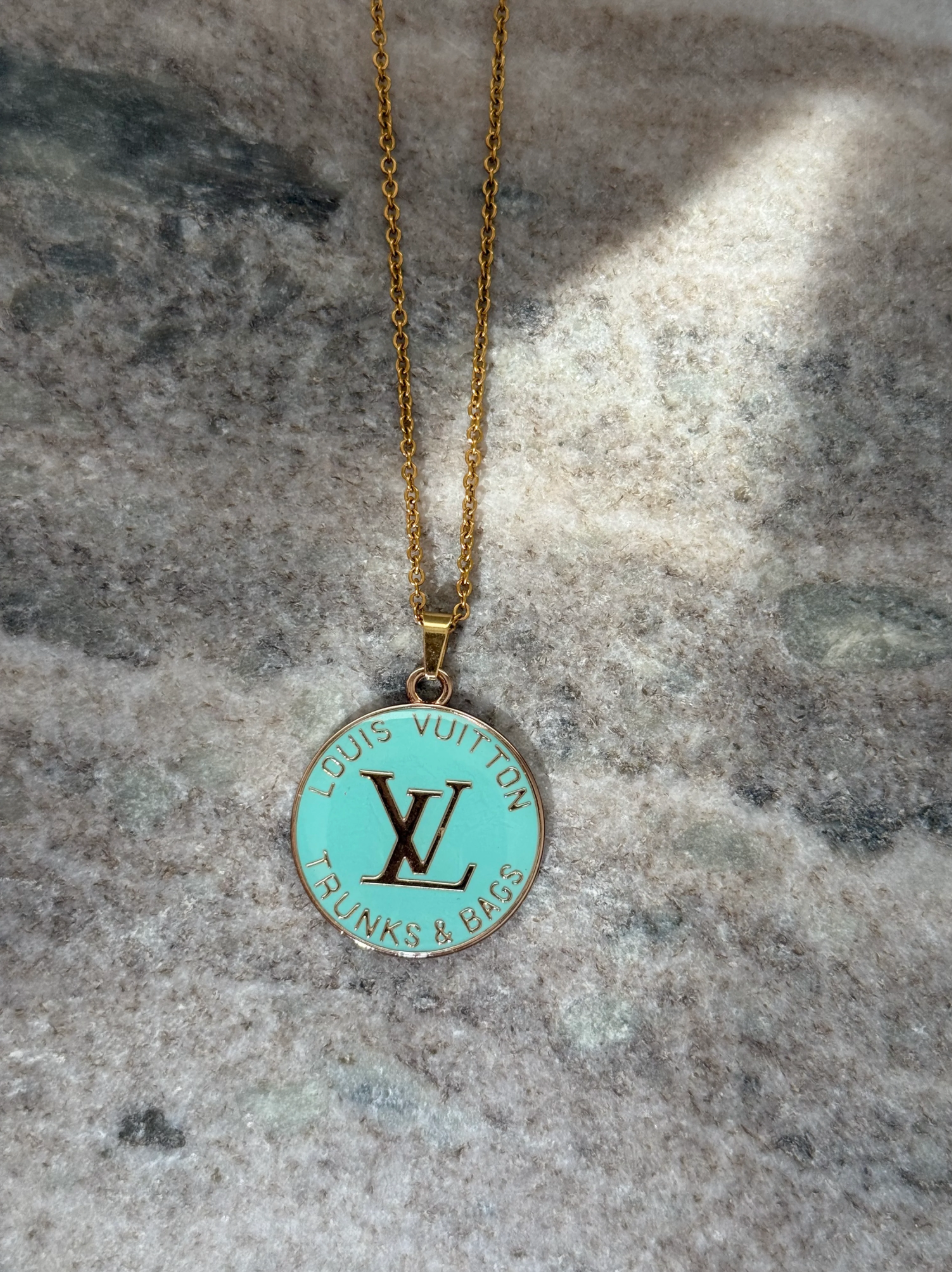 Authentic Vintage Turquoise Trunk Necklace