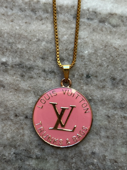 NEW!! Authentic Vintage Pink Trunk Necklace