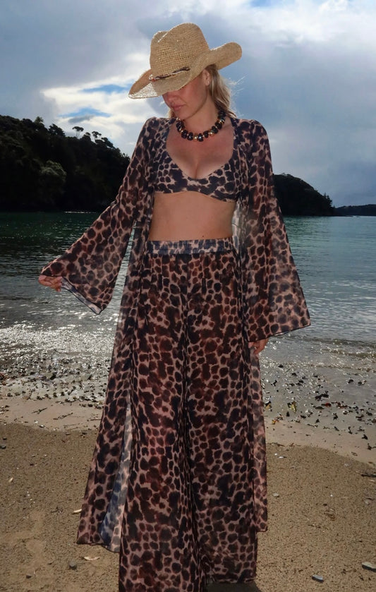 NEW!! Jet Setter Robe in Cheetah