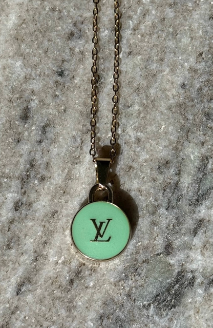 Authentic Vintage Turquoise Baby Trunk Necklace