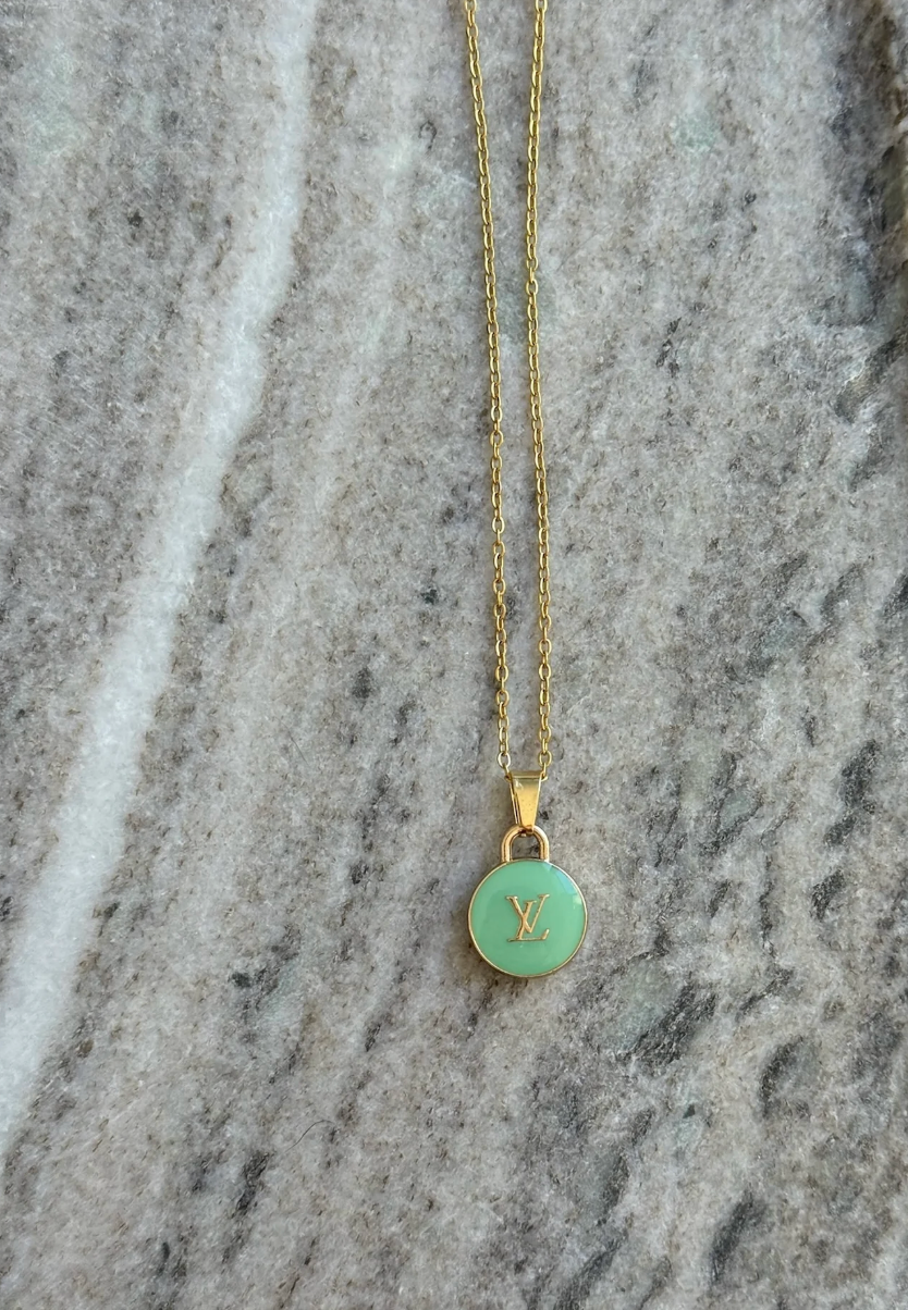 Authentic Vintage Turquoise Baby Trunk Necklace