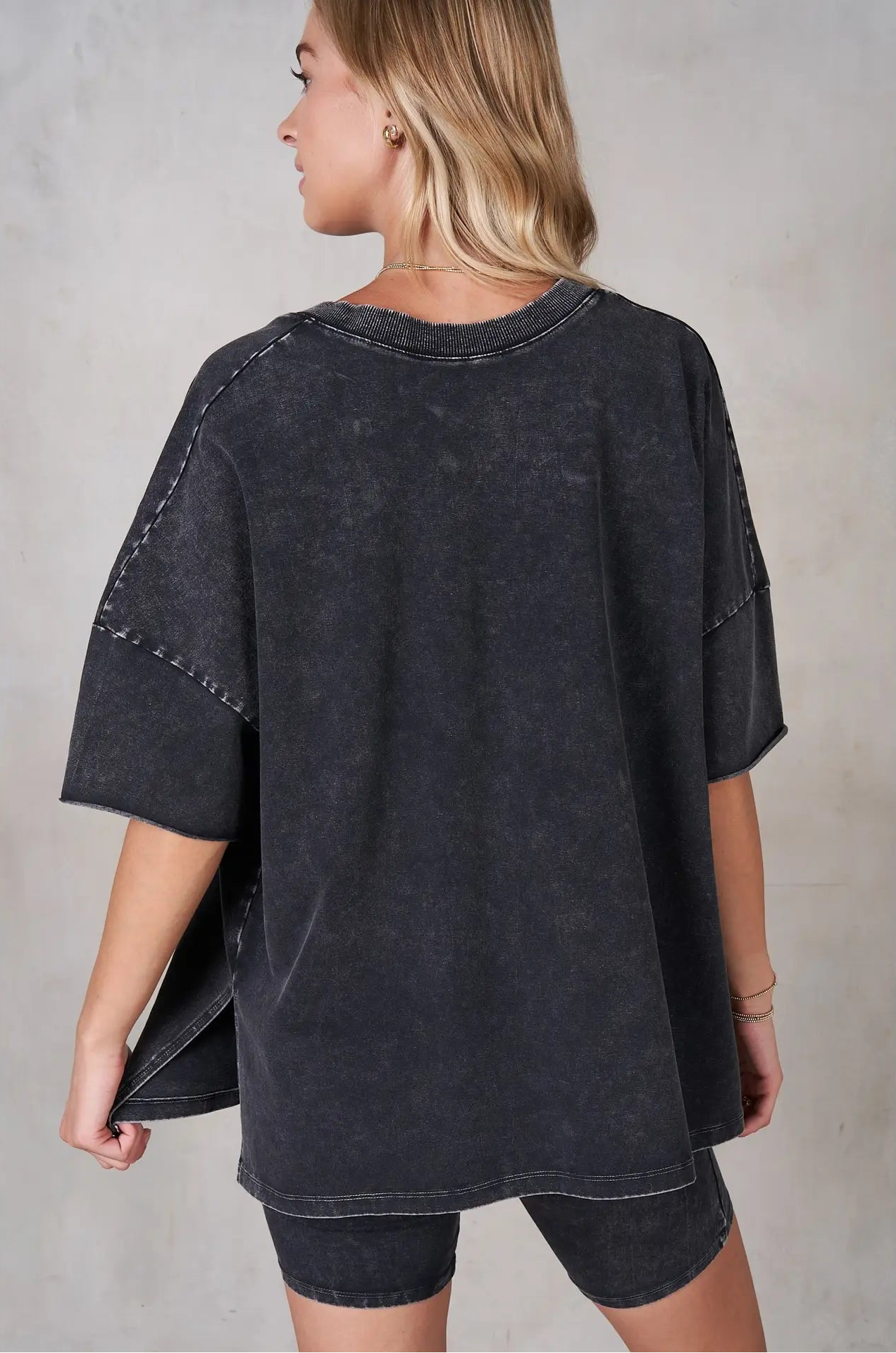 FINAL SALE!! “Get Moving" Mineral Wash Set in Charcoal