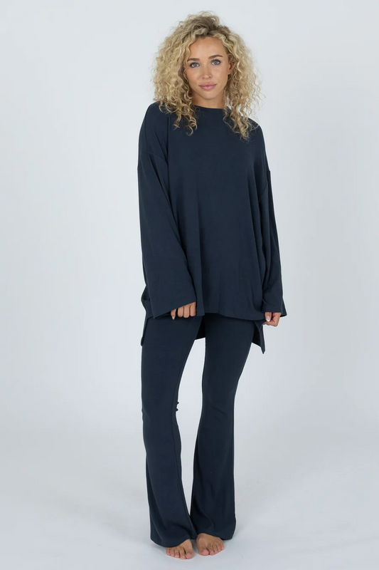 NEW!! All Weekend Long Pant Set in Navy