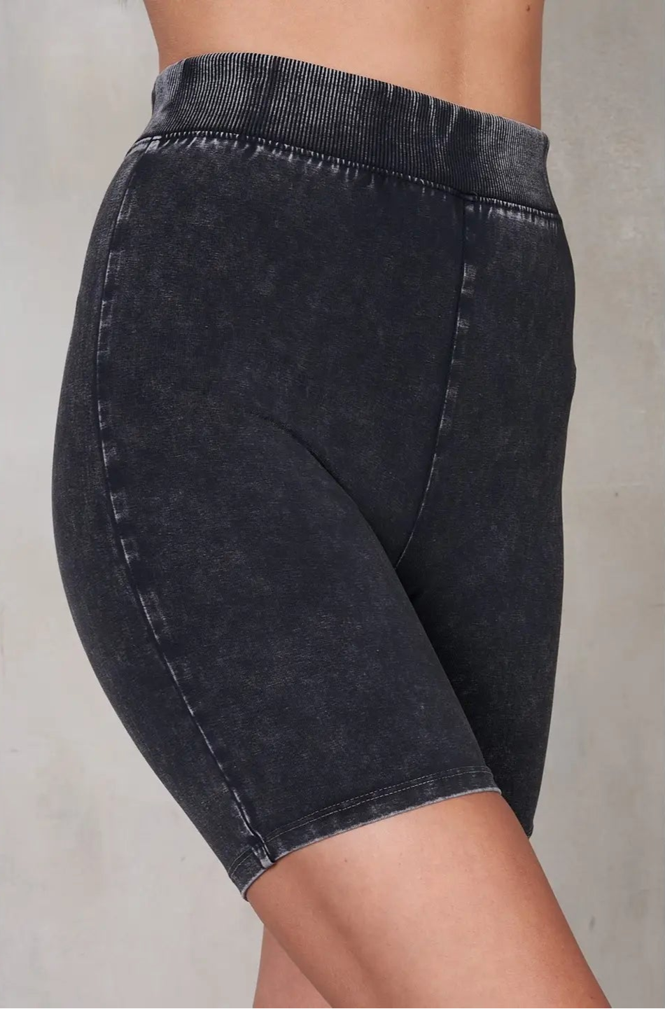 FINAL SALE!! “Get Moving" Mineral Wash Set in Charcoal