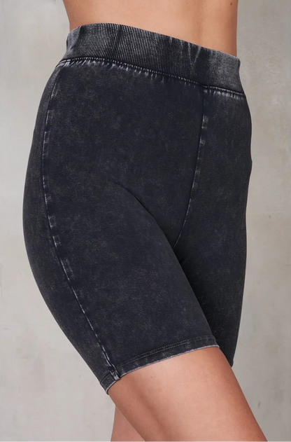 FINAL SALE!! “Get Moving" Mineral Wash Set in Charcoal