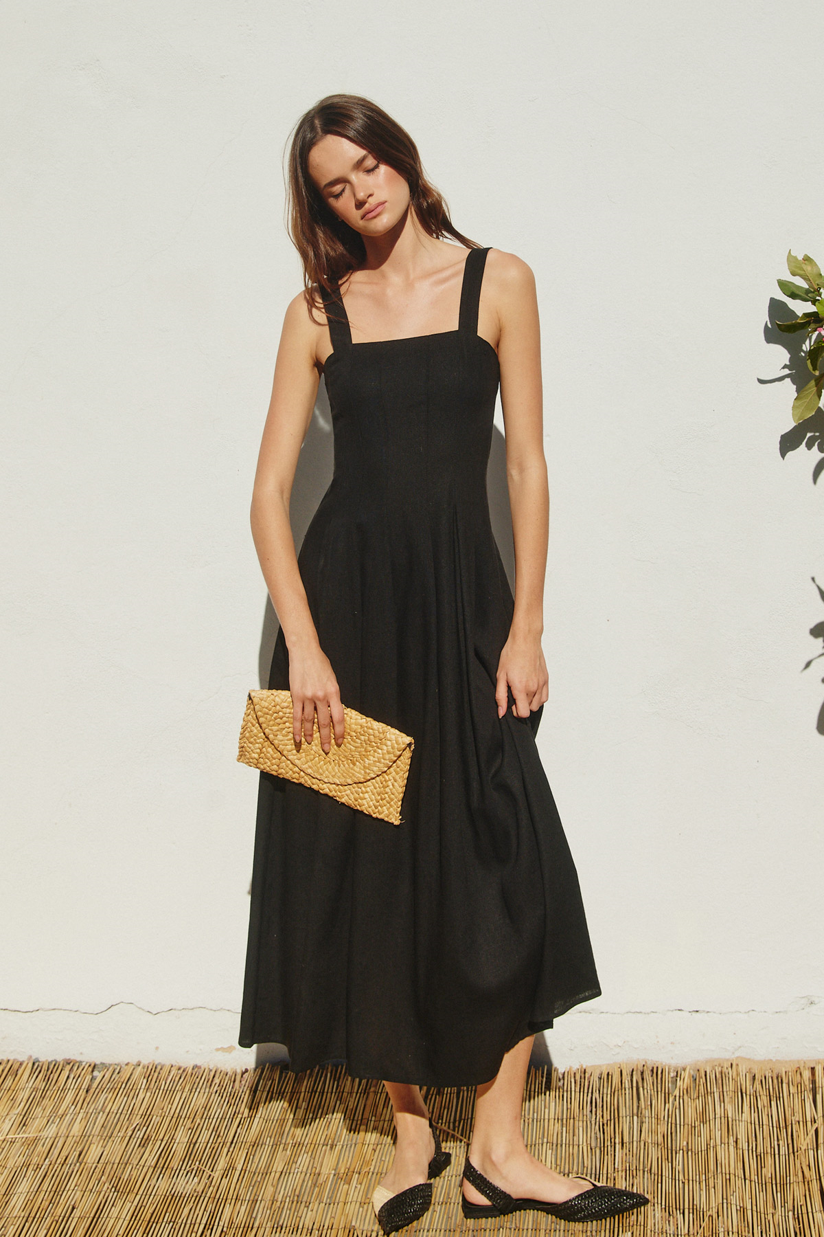 FINAL SALE!! The "Bonjour" Midi Dress in Black