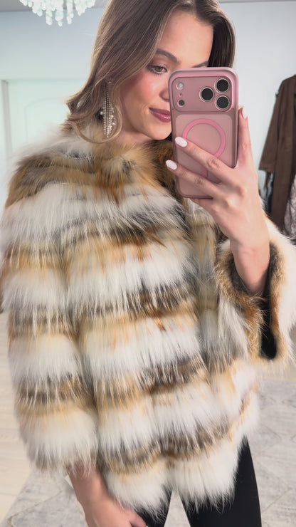 #GB9 Vintage Feathered  Fox Fur 3/4 Sleeve Jacket