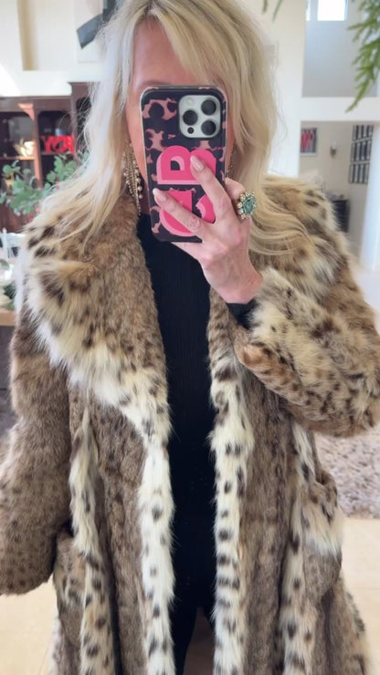 #36 Vintage Lynx Full Length Coat w/ Front Pockets