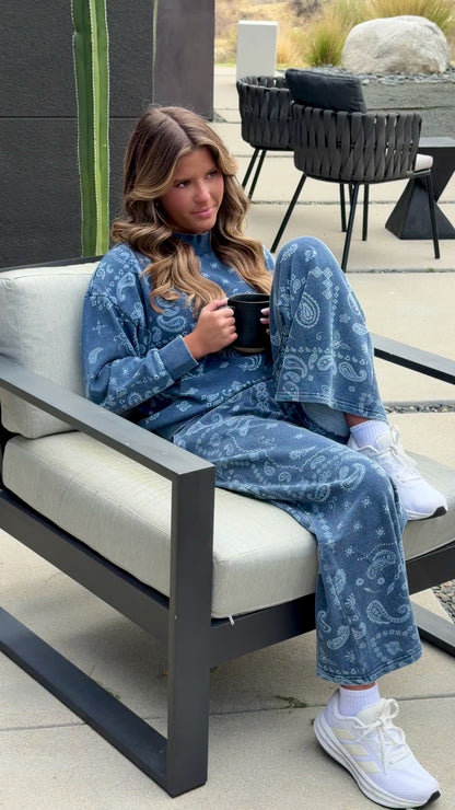 “As seen on Katie Langley”! Bandana Print Lounge Set