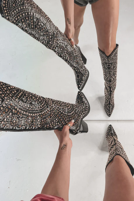 FINAL SALE Texas Studded Boot w Studs