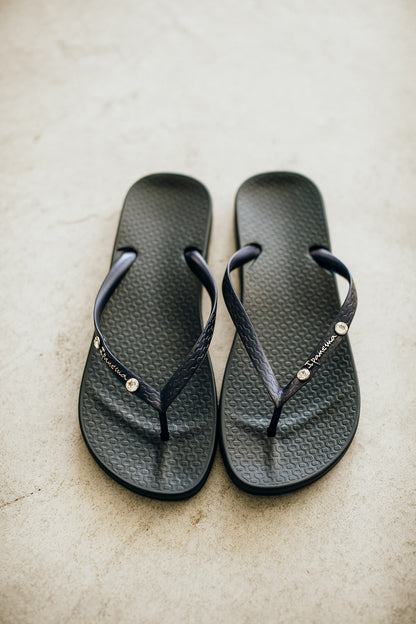 Swarovski Crystal Ipanema Flip Flop - Glitzy Bella
