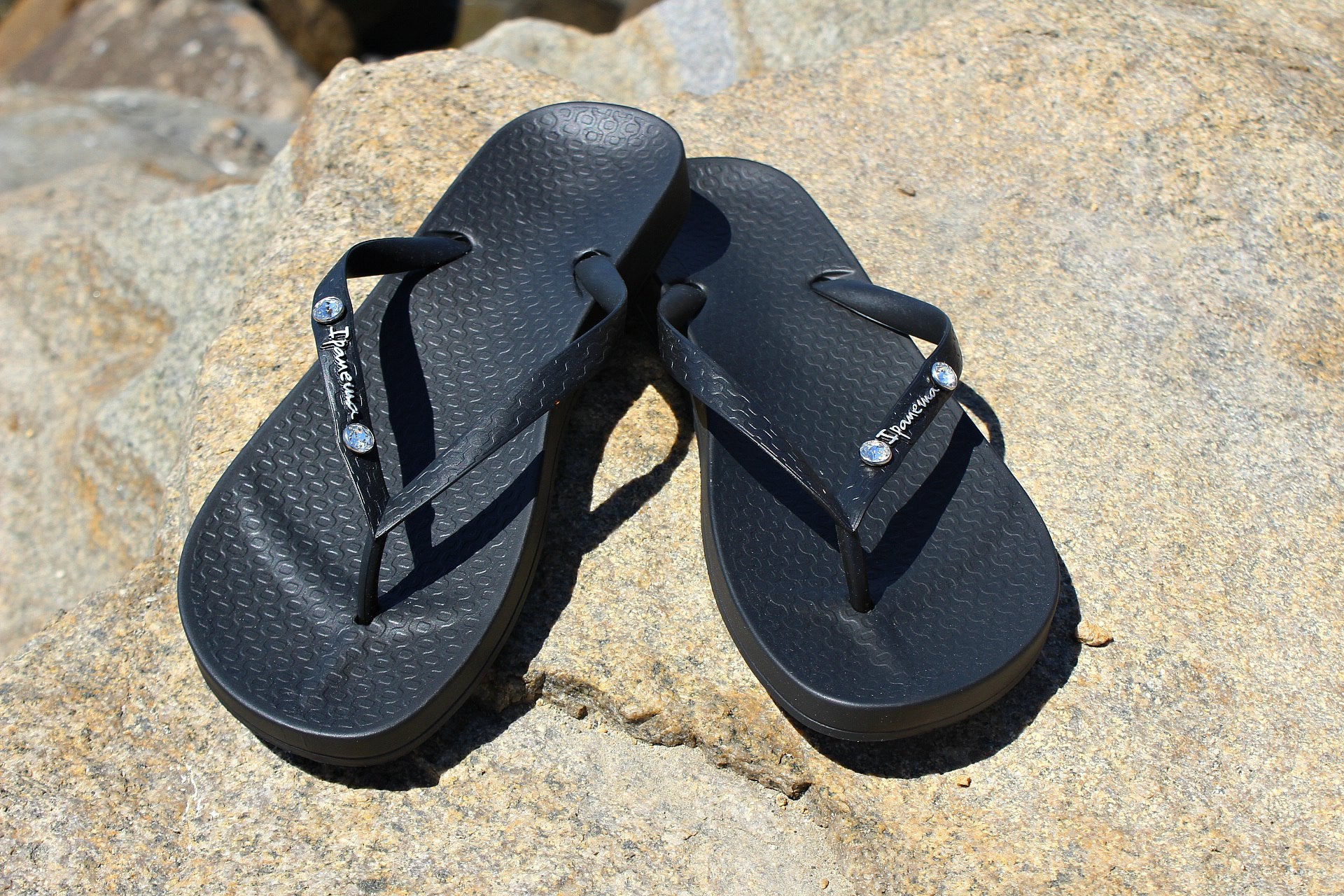 Swarovski Crystal Ipanema Flip Flop - Glitzy Bella