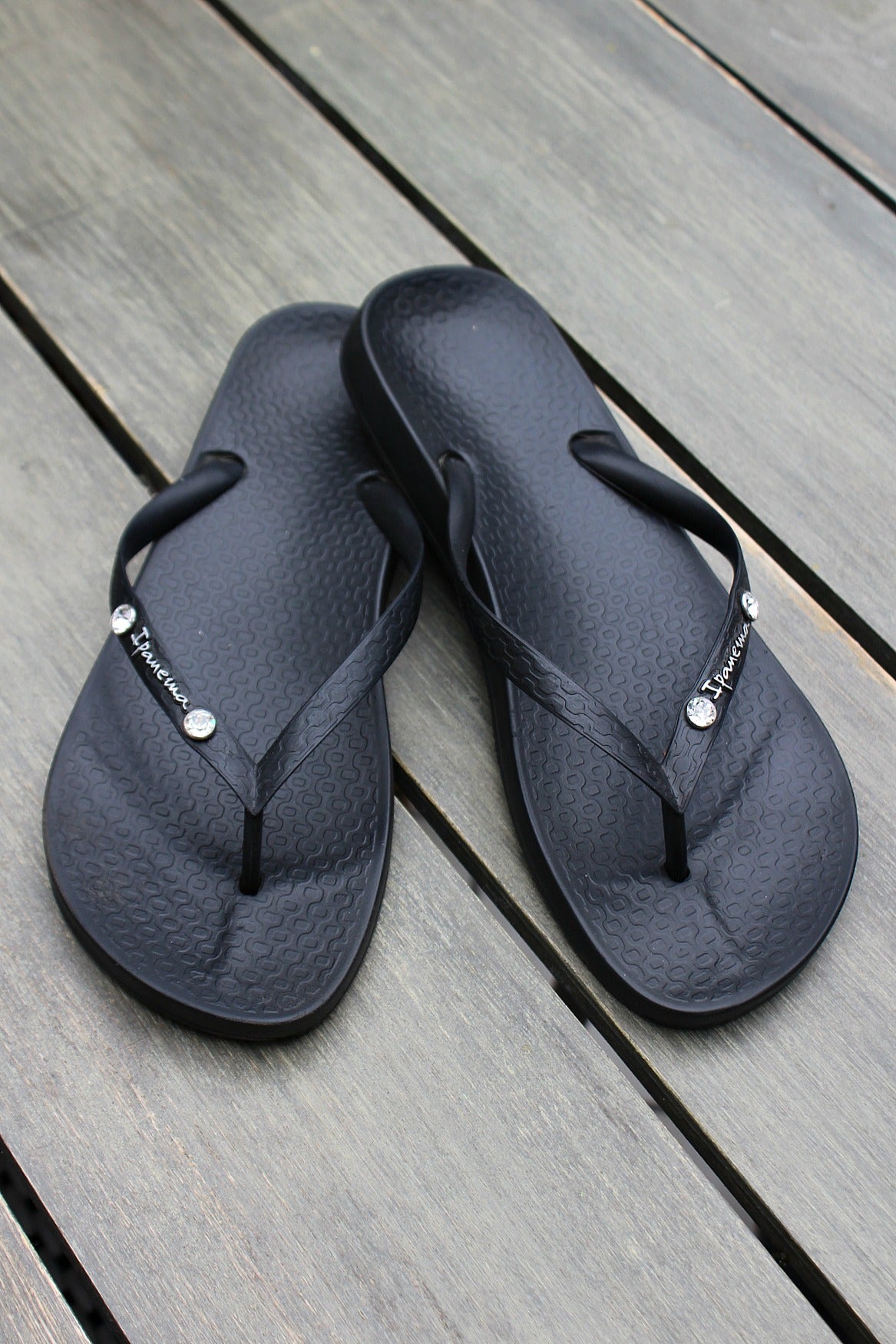 Swarovski Crystal Ipanema Flip Flop - Glitzy Bella