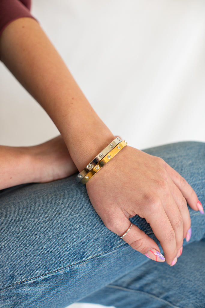 AS SEEN on MICHELLE FROM VBB! Hinge Bangle Bracelet in 2 Colors