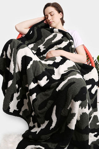 BACK IN STOCK!! Comfy Luxe Throw Blanket in 2 Camouflage Colors