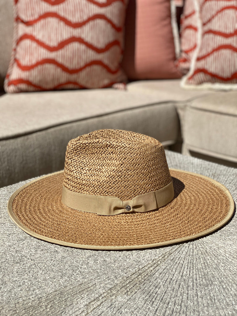 The Palm Desert Straw Panama Hat in Natural - Glitzy Bella